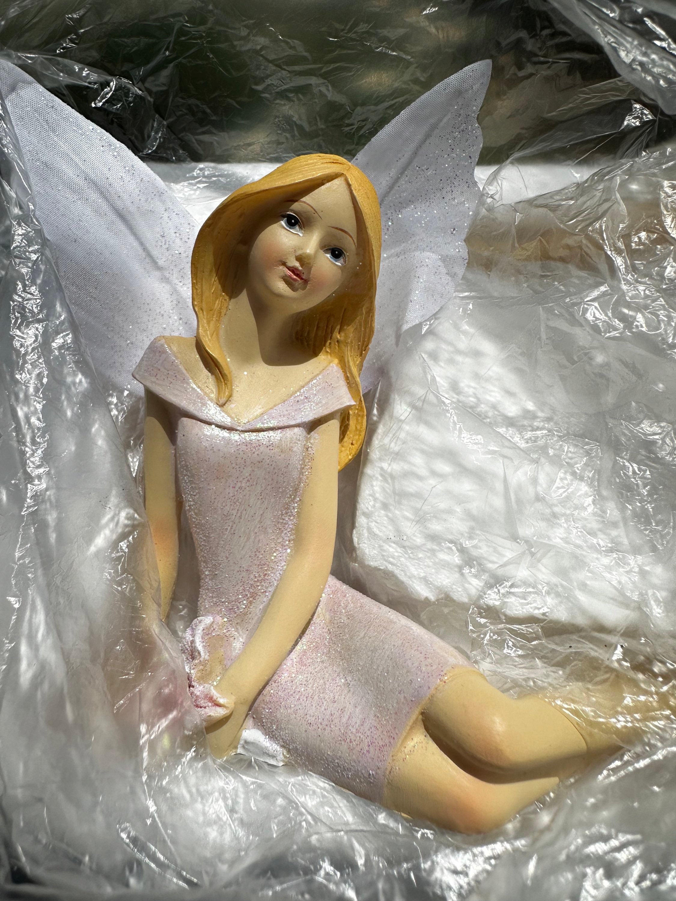Sitting Fairy image 5