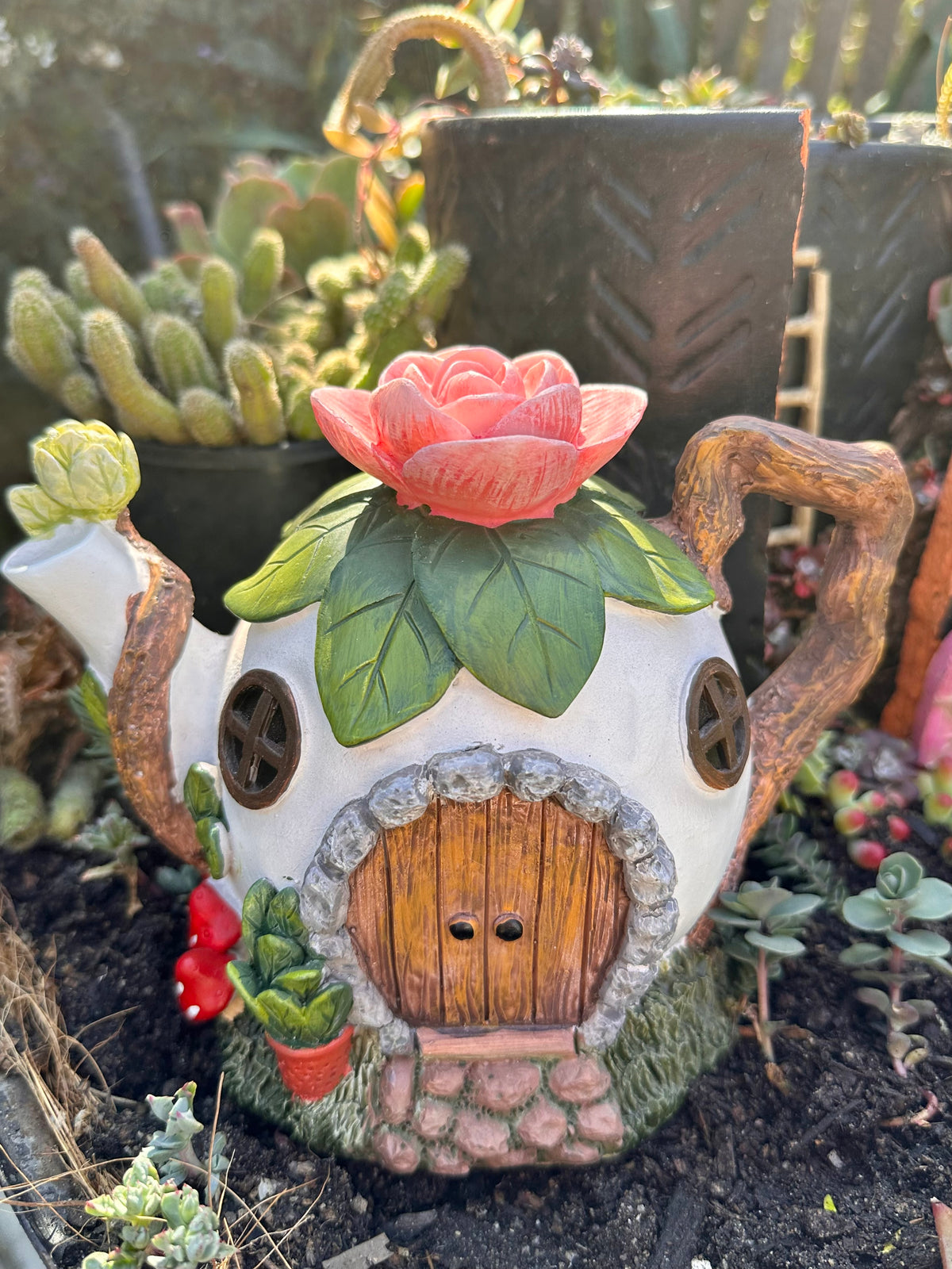 15cm Lotus Flower Teapot Fairy House