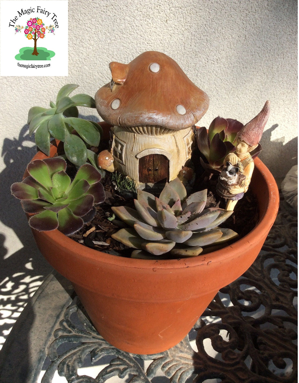 Miniature fairy houses image 6