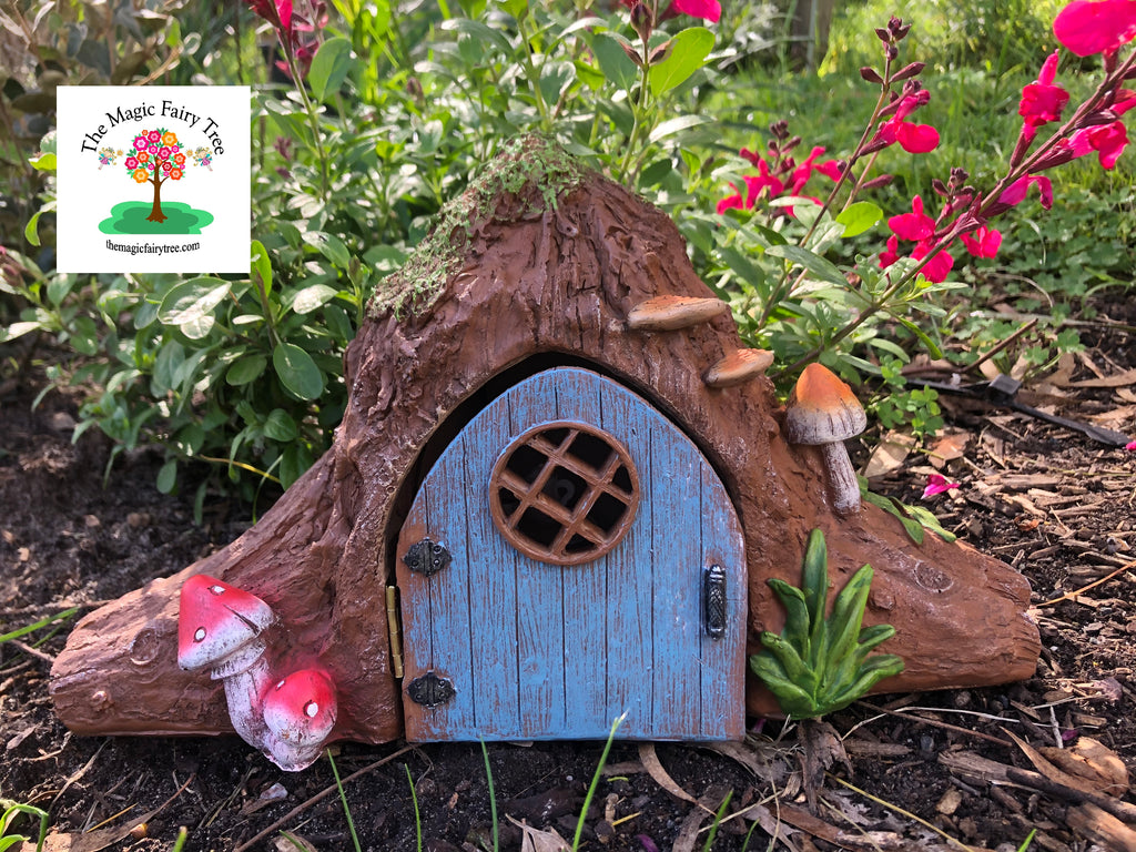 Solar Hobbit House with opening door image 0