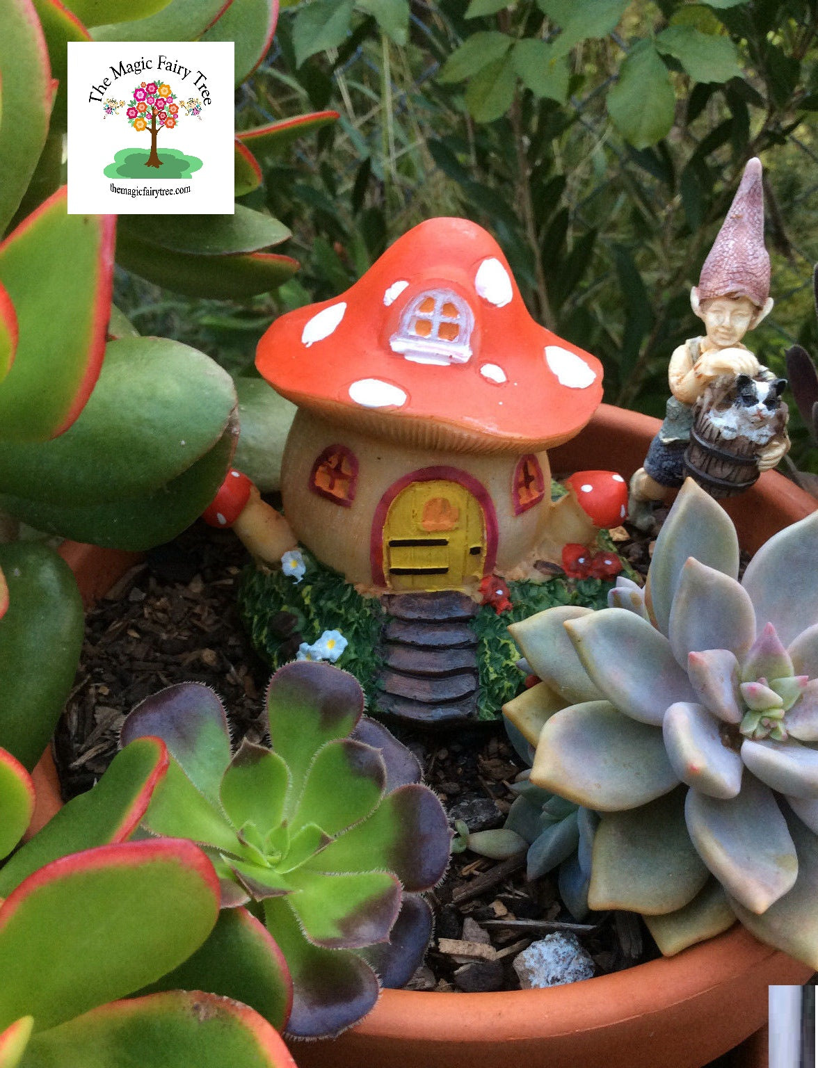 Miniature fairy houses image 7