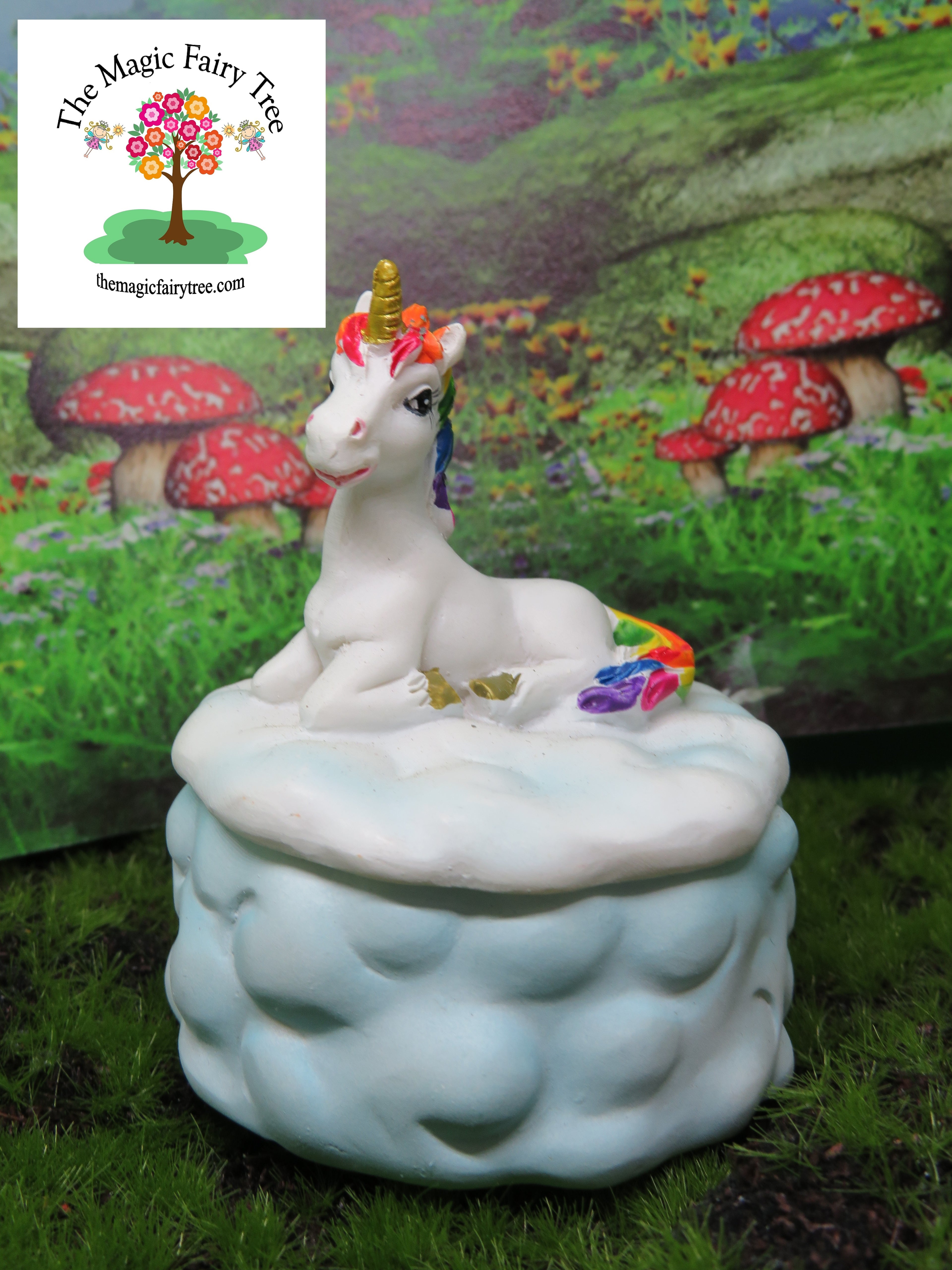 7cm rainbow unicorn box image 0