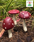 Set of 3 mushroom stakes image 0