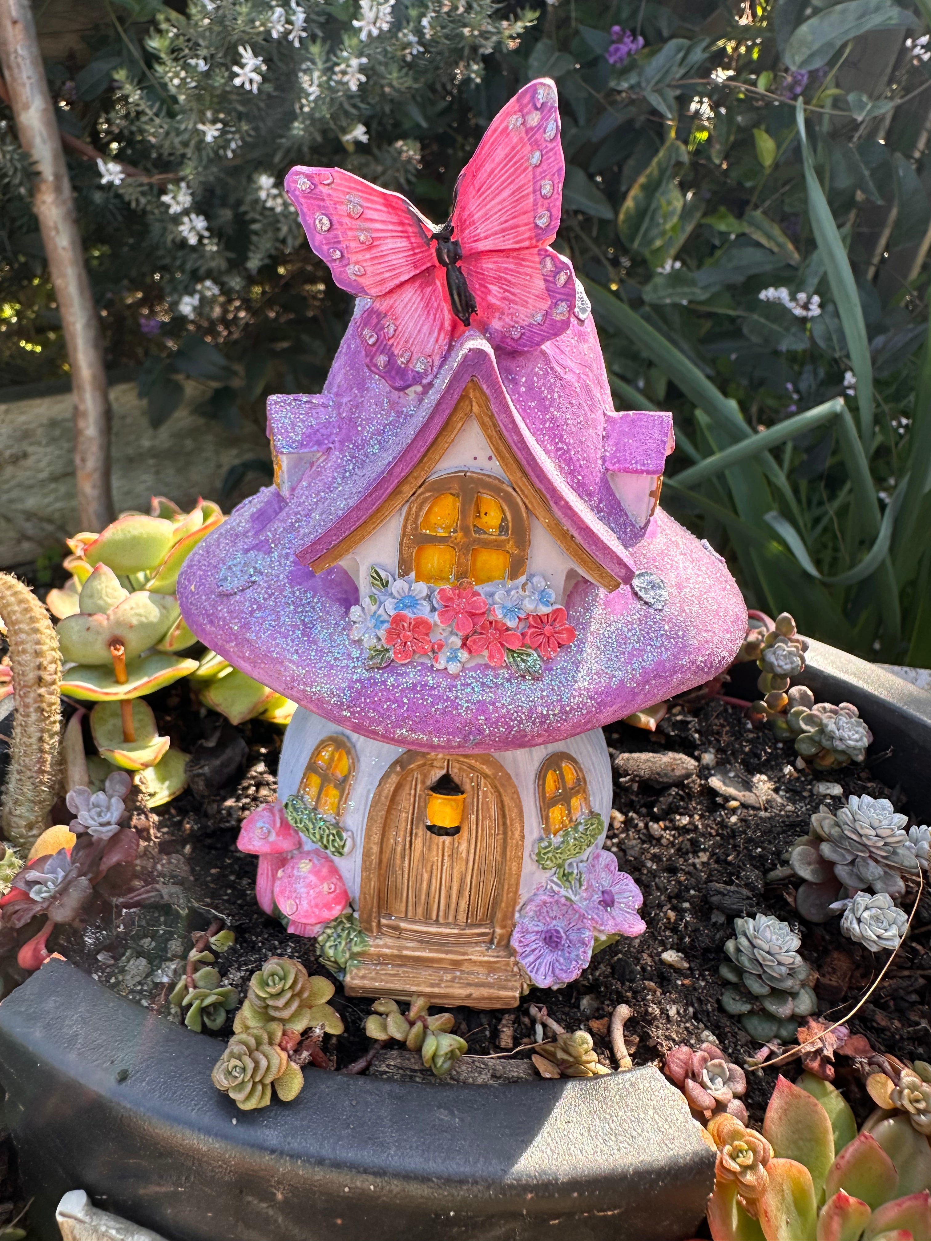 14cm Mushroom Fairy House with Butterfly