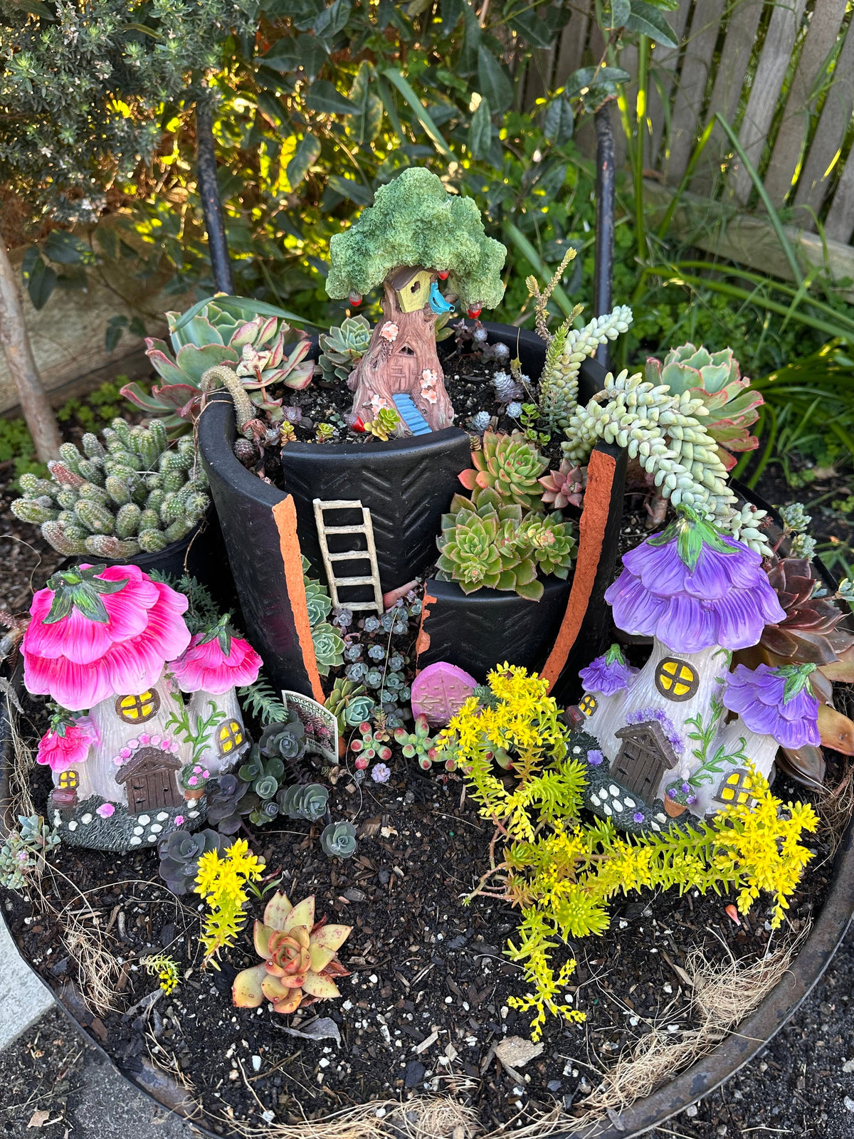 19cm Pink or Purple Flower Fairy House