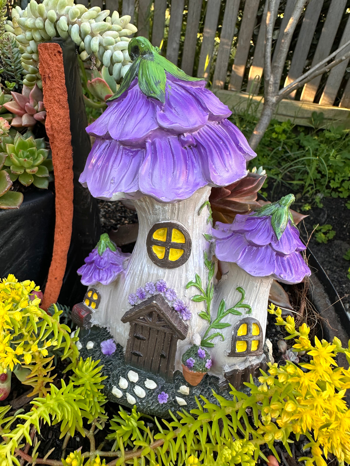 19cm Pink or Purple Flower Fairy House