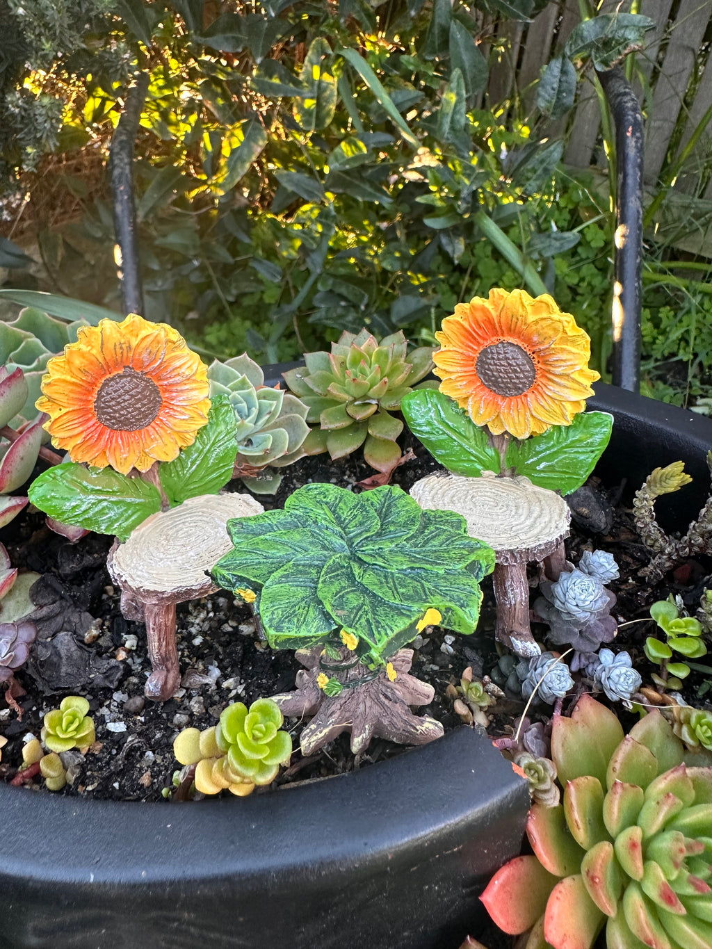 Sunflower table and chairs set
