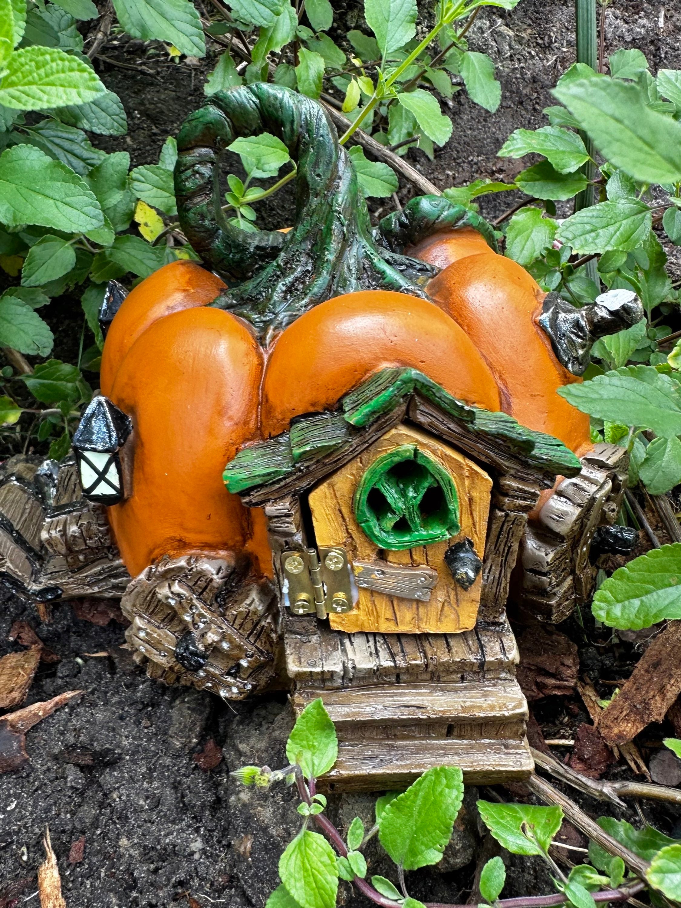 Fiddlehead Pumpkin Carriage Fairy House image 1