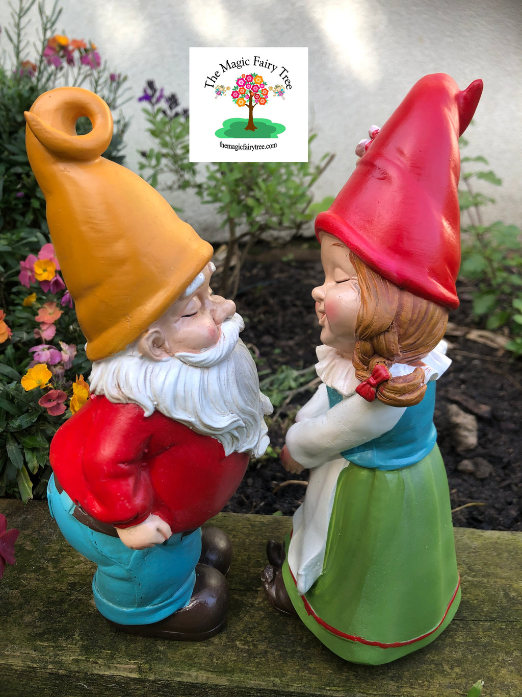 Mr and Mrs Gnome Kissing Figurines image 0
